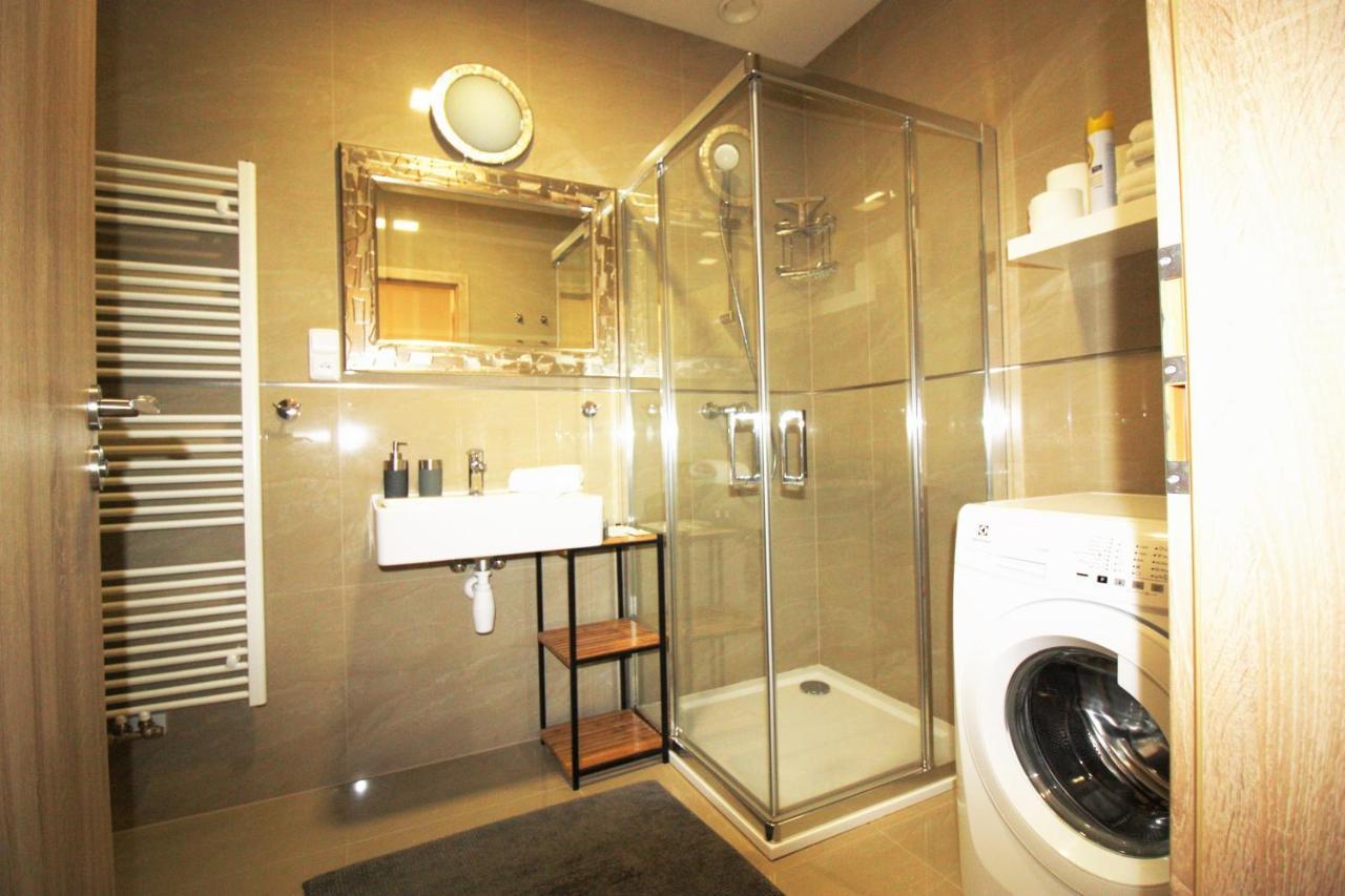 Apartmany Rezidence Klostermann & Javor เชเลซนารูดา ภายนอก รูปภาพ